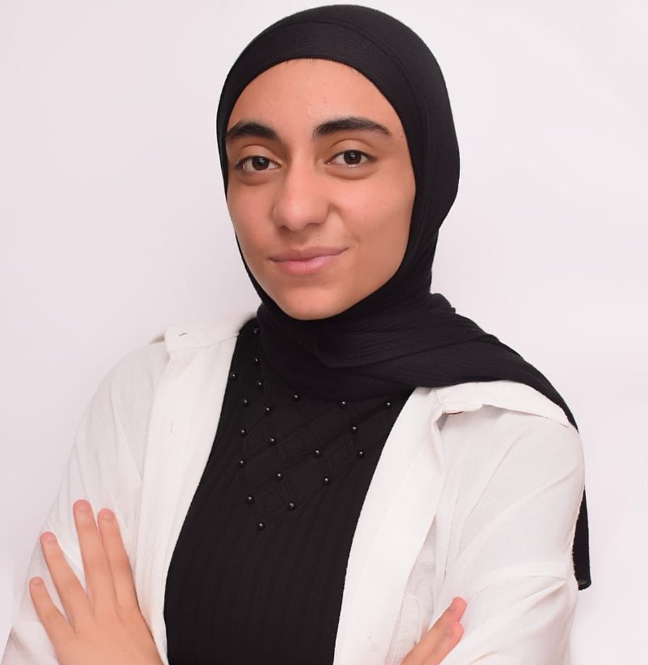 الفتاة ليالي الخطيب